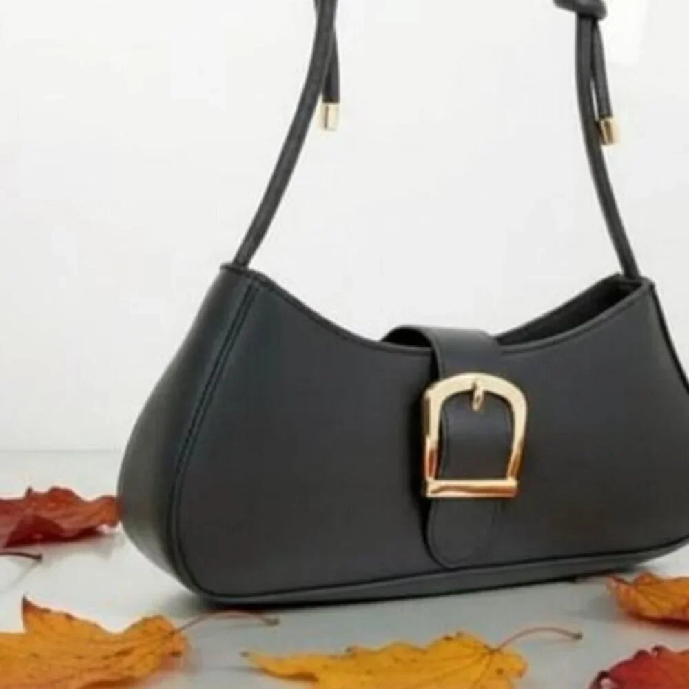 Trendy Minimalist Black Baguette Shoulder Bag With Gold Buckle Accent - Picture 9 of 11